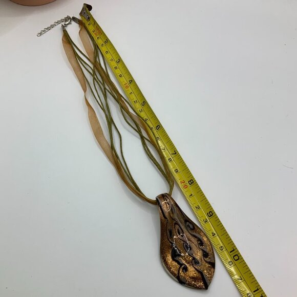 Murano Style Blown Glass Teardrop Pendant Gold Tone Ribbon Lace Necklace - Picture 5 of 7